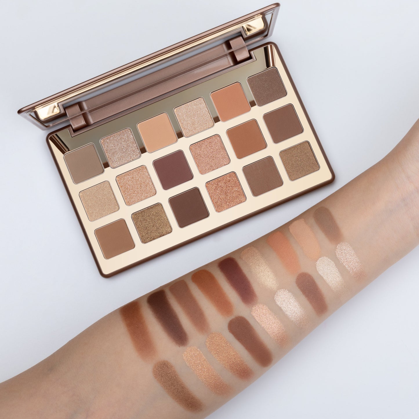 Eyeshadow 18 Los Angeles Modern Girl